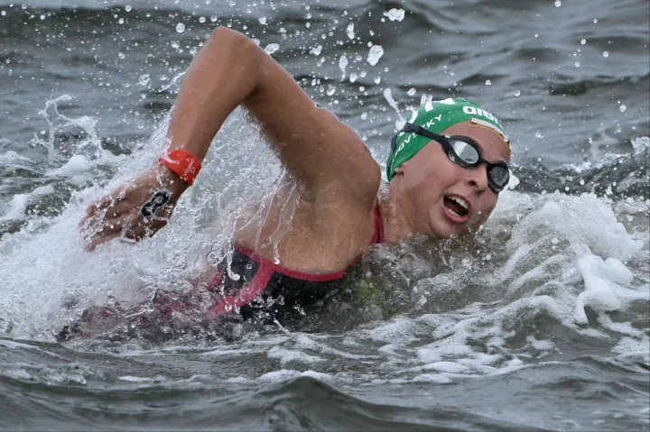 A fordulóknál mindig lenyomtak a víz alá, fulladásos küzdelem is volt közben – Fábián Bettina olimpiai kvótát szerzett nyílt vízi úszásban