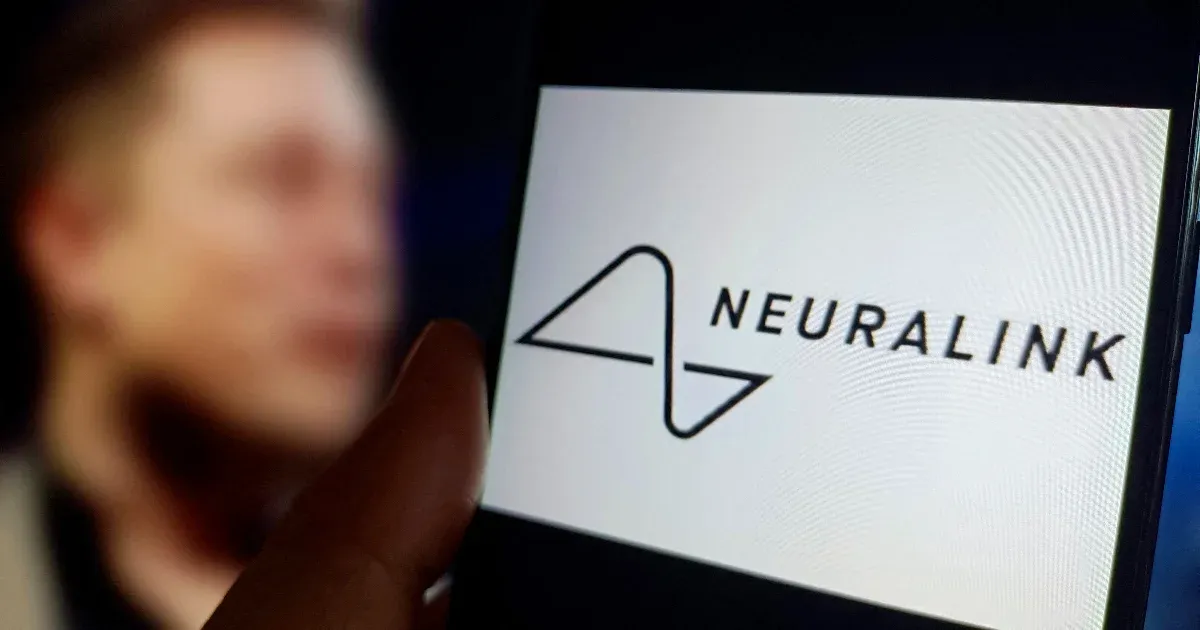 Nagyobb transzparenciát várnak Elon Musk agyimplantátumos cégétől a kutatók