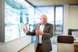 Csődvédelmet kért a Bayer Construct, meginoghat Balázs Attila gyergyóremetei birodalma is