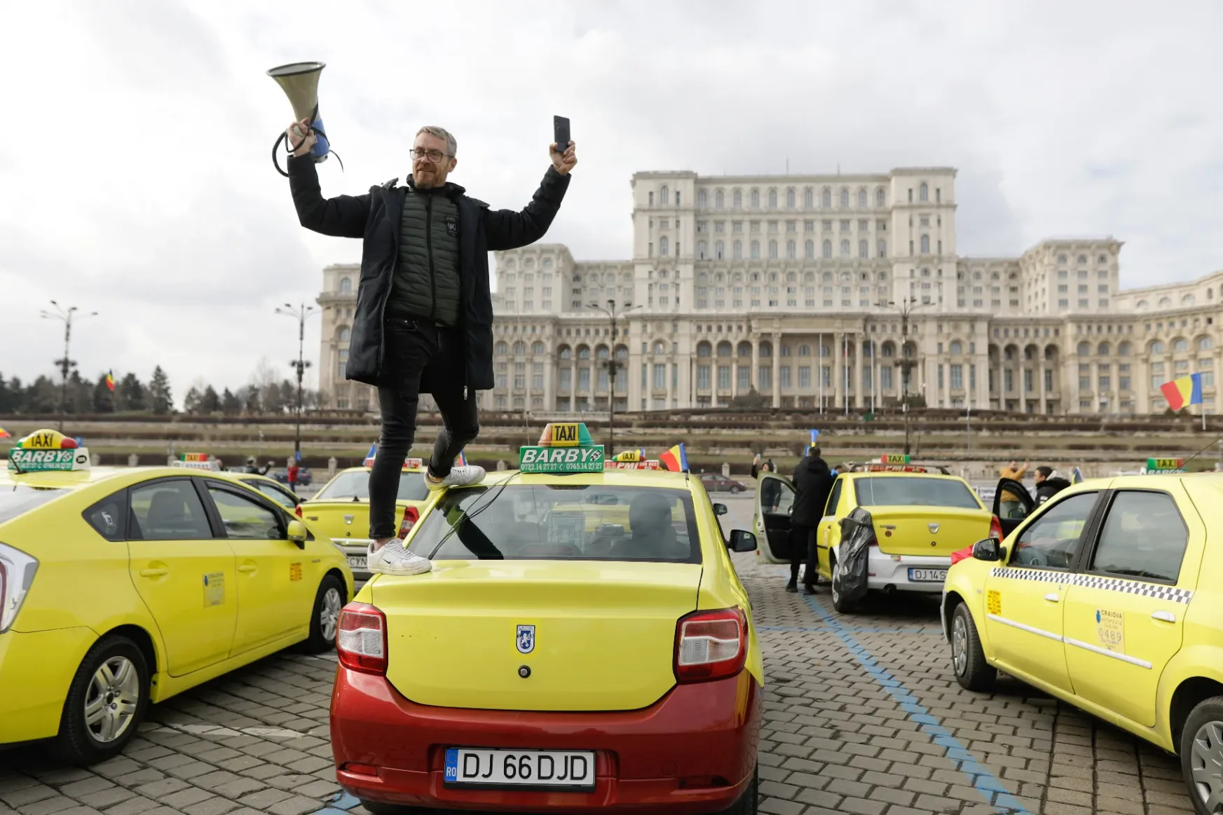 A taxisok törvénymódosítást követelnek Bukarestben