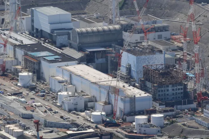 Öt és fél tonna radioaktív szennyvíz szivárgott a fukusimai atomerőműből a Csendes-óceánba