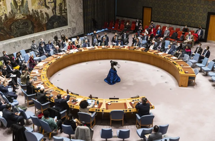 Az ENSZ Biztonsági Tanácsának tagjai az Ukrajna elleni orosz hadműveletről tanácskoznak a világszervezet New York-i székházában, 2022. február 27-én – Fotó: Justin Lane / EPA / MTI