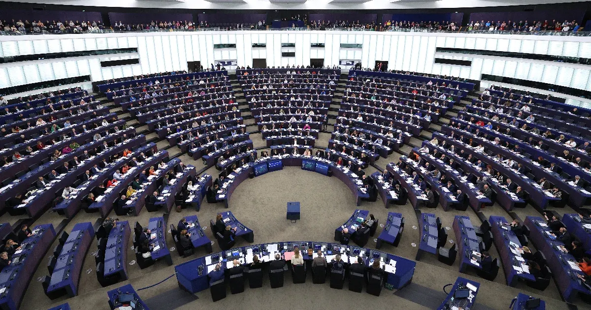 Az EP szerint egyes uniós politikusok a Kreml érdekeit szolgálják, a Fidesz nem szavazott