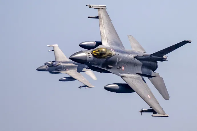 A NATO parancsára török F-16-osok ellenőrizték az Románia légterét, miután az oroszok megtámadták a dunai ukrán kikötőket
