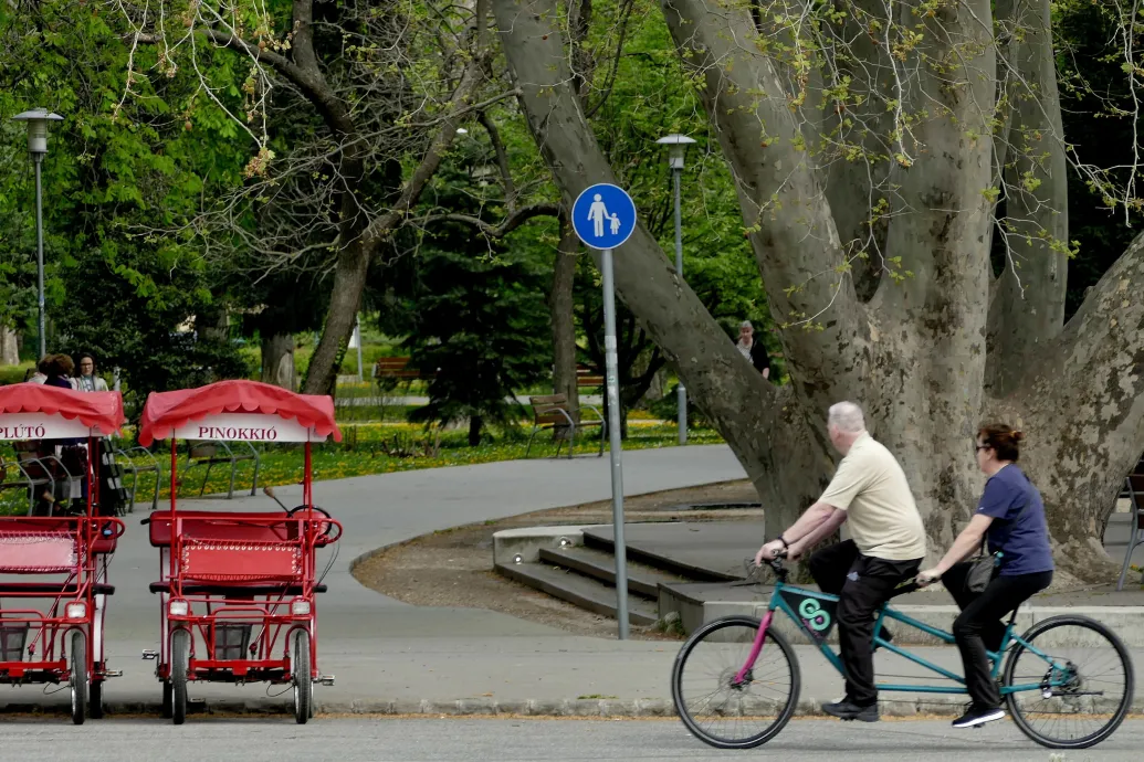 Február van, mi más dőlne meg ilyenkor, mint a melegrekord