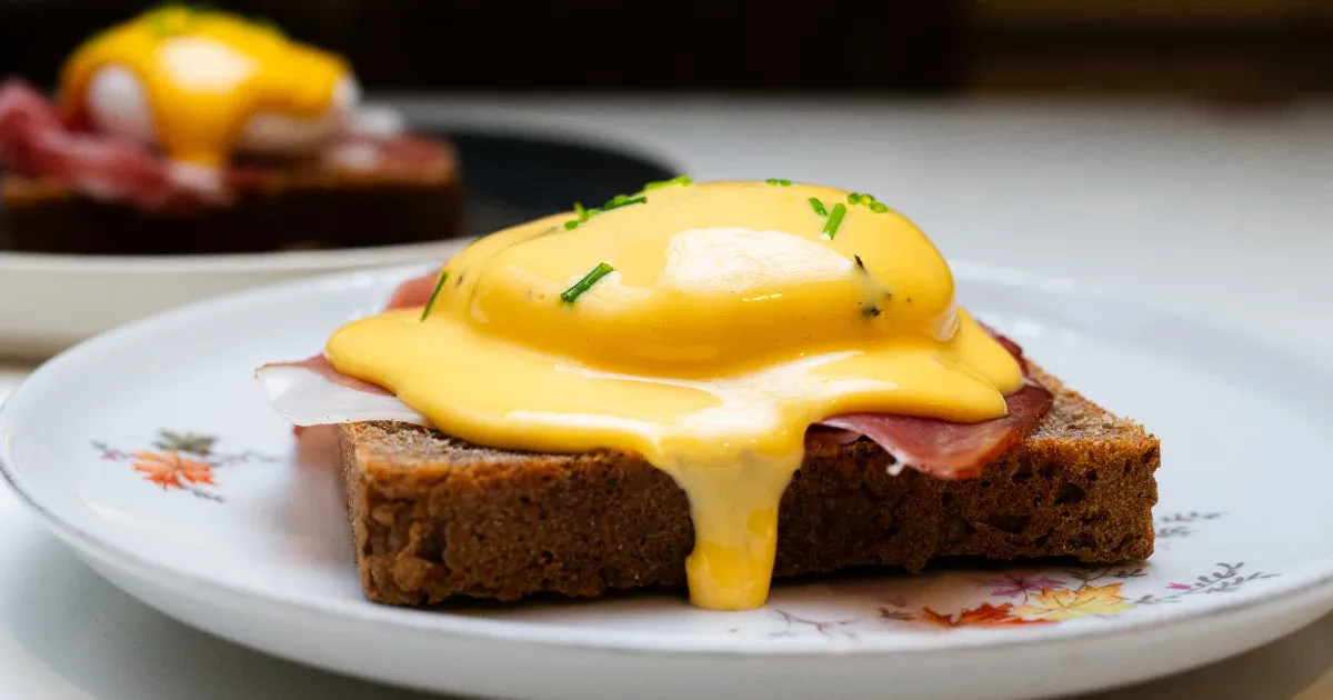 A legszexibb reggeli: csorogjon az Eggs Benedict!