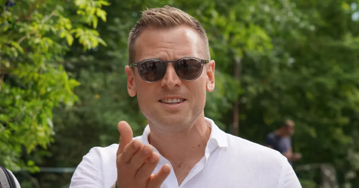 „Ne kérdezd meg a harmadiknál is, mert ugyanazé” – miről beszél Magyar Péter, amikor Tiborcz szállodáiról beszél?
