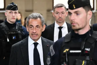 Fél év letöltendőt és fél év felfüggesztettet kapott Nicolas Sarkozy volt francia elnök