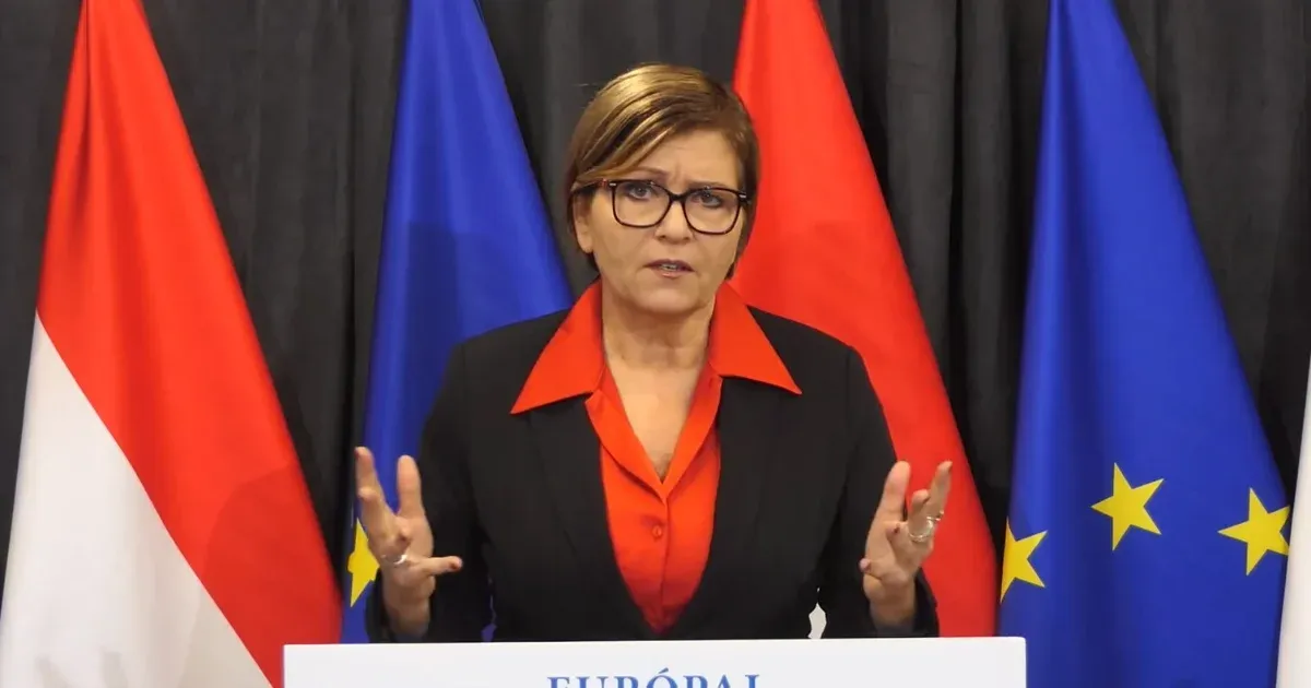 Közérdekű adatigénylést nyújt be és pert indít a DK, hogy adják ki a kegyelmi döntés részleteit