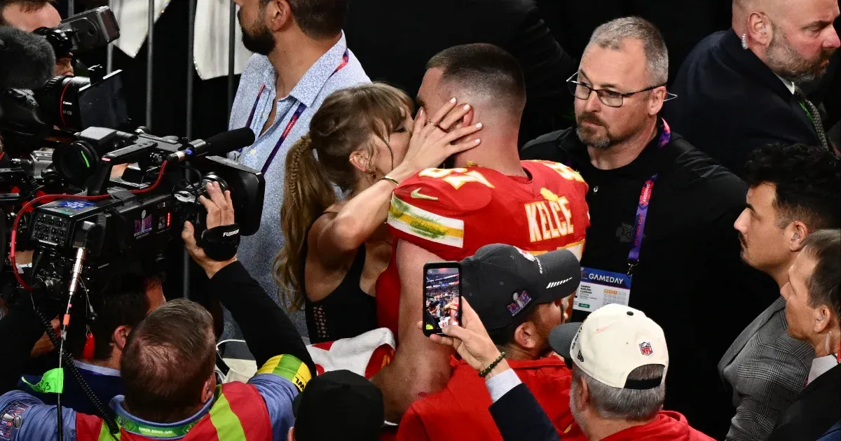 Minden harmadik republikánus szavazó elhiszi, hogy Taylor Swift egy Biden-párti pszicho-összeesküvés része