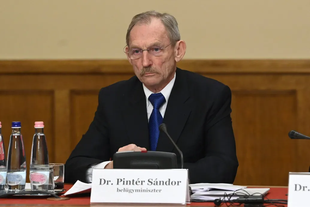 A DK Pintér Sándort is meghallgatná a népjóléti bizottságban a kegyelmi ügy kapcsán