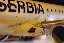 Felszállás közben letarolta a pályafényeket és navigációs berendezéseket az Air Serbia repülőgépe