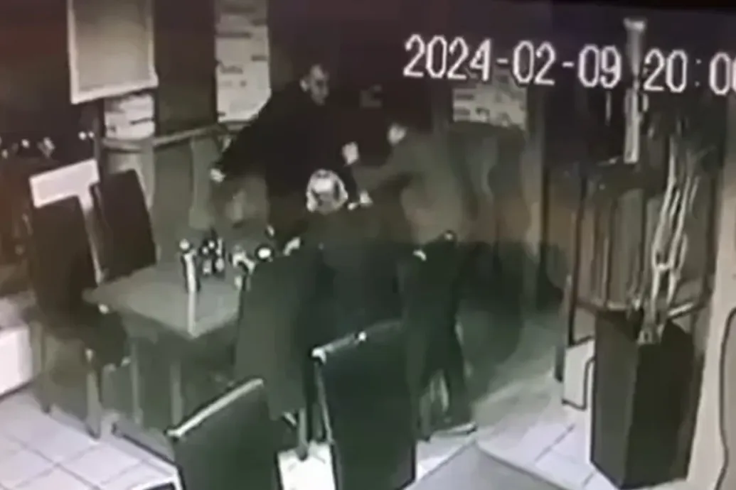 Keceli kocsmában verte össze egymást két fideszes városvezető, videó is készült róla