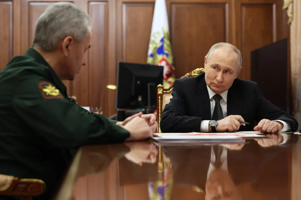 Putyin meglepődött, és állítja, hogy nem terveznek atomfegyvereket küldeni az űrbe