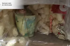 35 millió szál csempészett cigarettát találtak egy bűnszervezet raktáraiban Fejérben