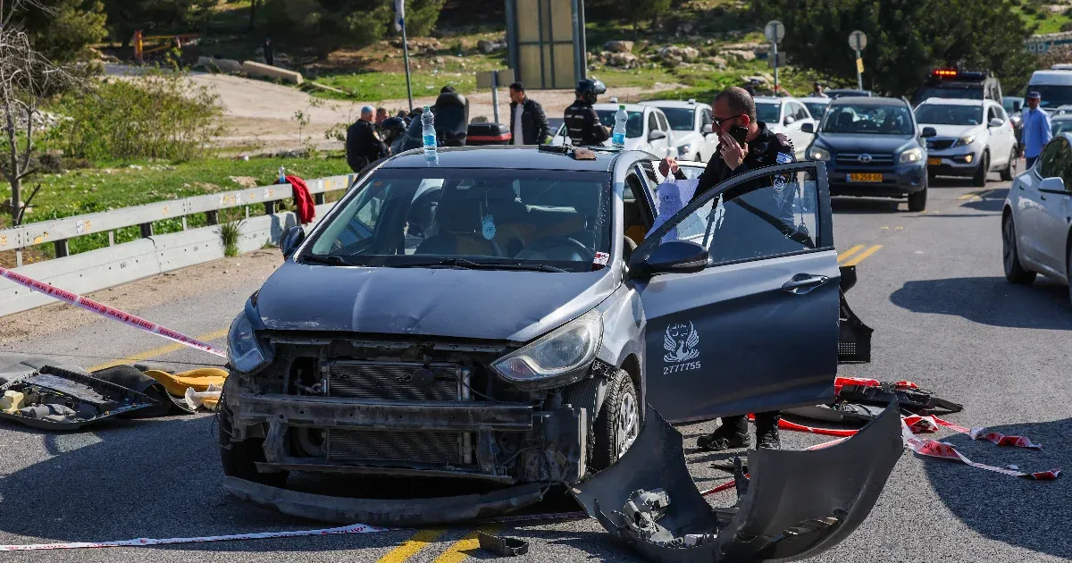 Nyolc ember megsebesült, egy ember meghalt egy ciszjordániai merényletben