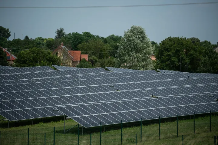 VSquare: Hatalmas kínai naperőművek épülnek majd Magyarországon az ide települő akkugyárakhoz