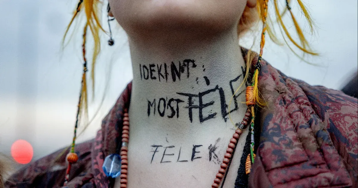 A gyermekvédelem ott kezdődik, hogy a kormány komolyan veszi a gyerekek érdekeit, és meghallgatja őket