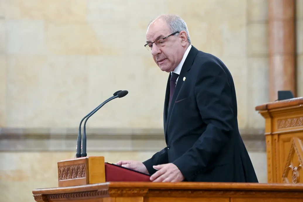 A friss államfőjelölt öt ingatlan résztulajdonosa és 65 millió forintnyi megtakarítása van