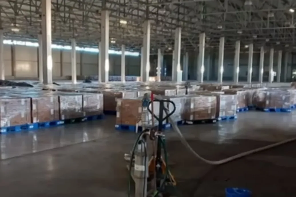 Akkulerakatot találtak egy sárbogárdi raktárban, senki sem örül neki