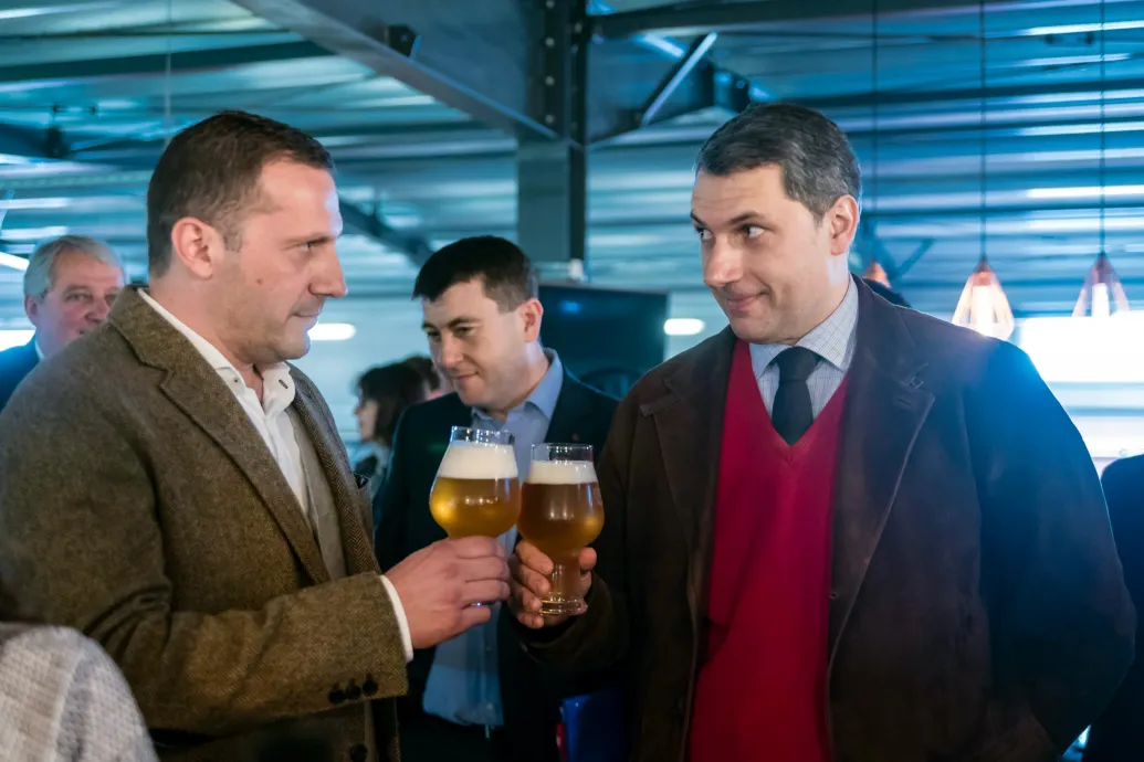 „A külgazdasági tevékenység sikeres előremozdítása” miatt kapott diplomata-útlevelet a Csíki Sör tulajdonosa