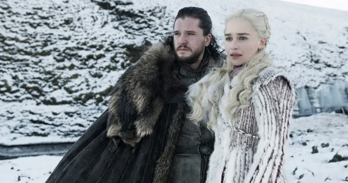Az HBO tulajai egyszer felvetették, forgassák álló formátumban a Trónok harcát, hogy könnyebb legyen telefonon nézni