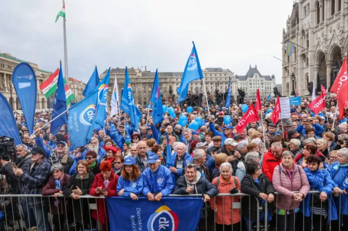 "Viktor Orbán is the godfather of the paedophile-protecting mafia" – Hungarian opposition demands direct election of head of state