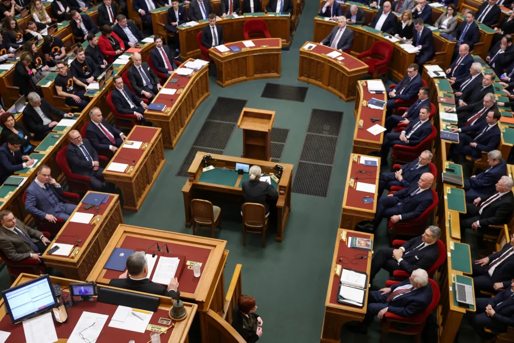 Orbán: Helyes döntés volt az elnök asszony lemondása