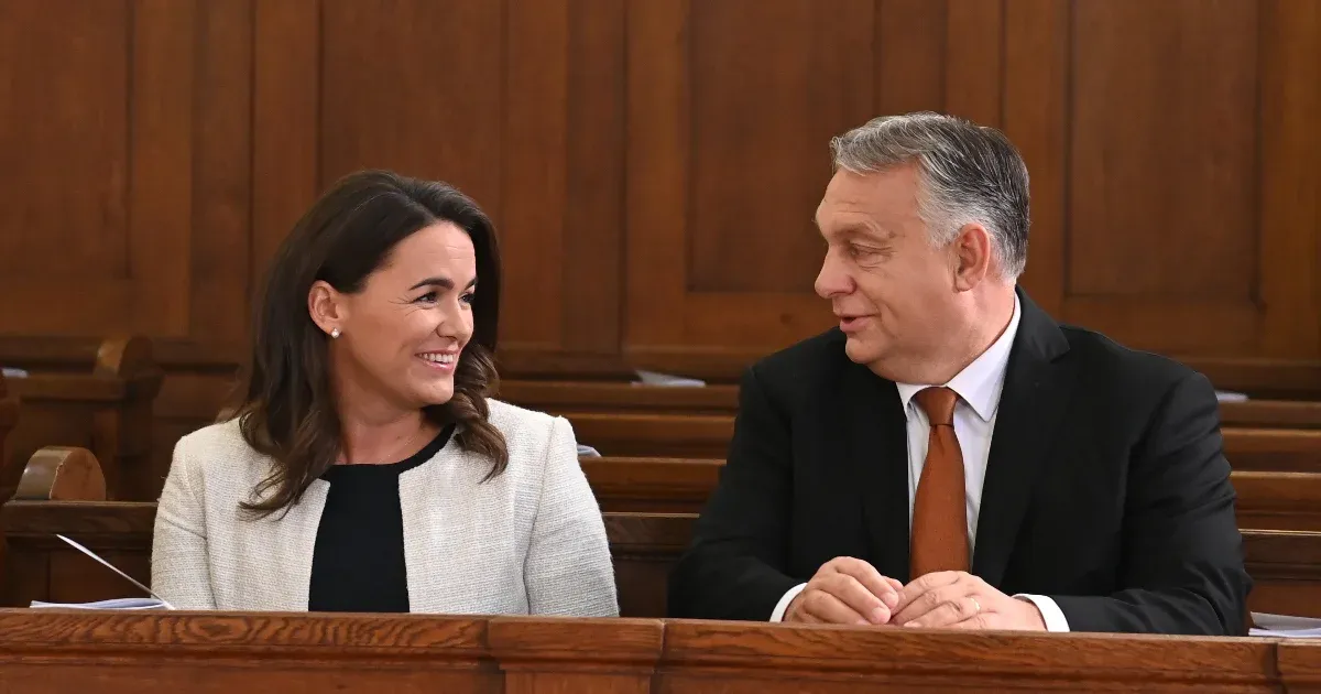 „Távozó asszony” – Orbán a kegyelmi botrány kirobbanása óta ötödször sem volt hajlandó kimondani Novák Katalin nevét „Távozó asszony” – Orbán a kegyelmi botrány kirobbanása óta ötödször sem volt hajlandó kimondani Novák Katalin nevét
