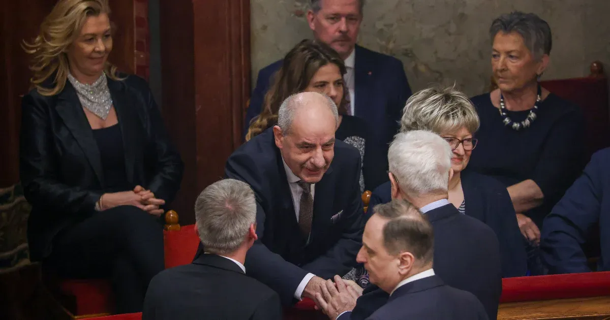 Tamás Sulyok, un avocat qui évite la politique, est le nouveau président de la république