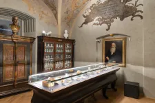 Már magyar tárlatvezetése is van a nemrégiben újranyitott kolozsvári patikamúzeumnak