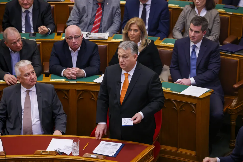 2016-ban Orbán Viktor előterjesztésére kapott állami kitüntetést a bicskei gyerekotthon pedofil igazgatója