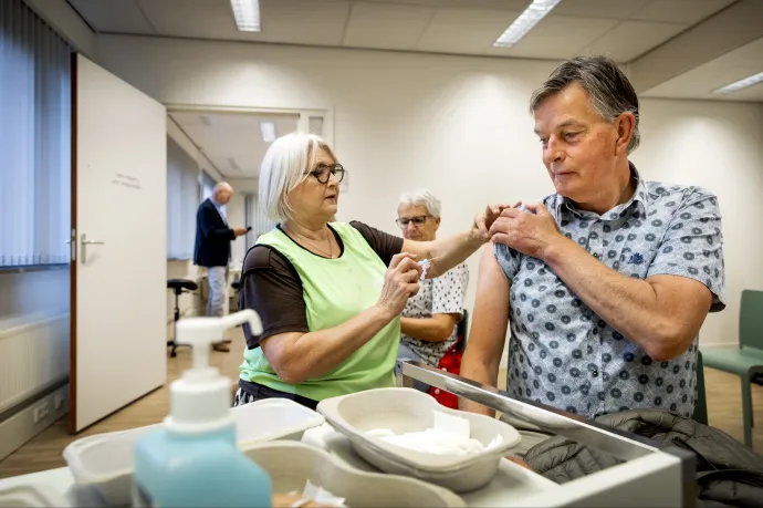 Bár Covid-oltások extrém ritkán képesek vérrögöt és halált okozni, összességében jótékonyak a szív- és érrendszerre