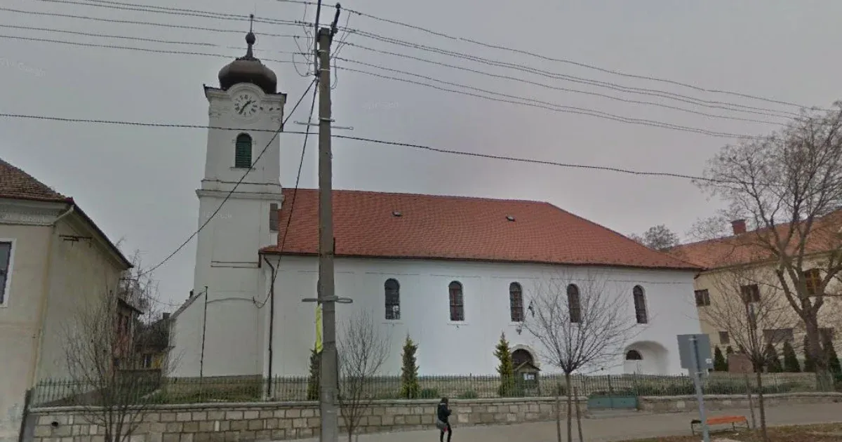 Igaz, hogy K. Endre presbiter volt? Legyen szíves, hagyjon békén!