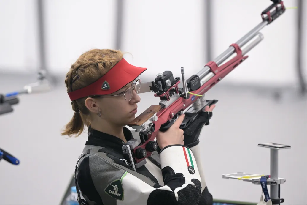 Ezüstérmet nyert a magyar női csapat a légfegyveres Európa-bajnokságon