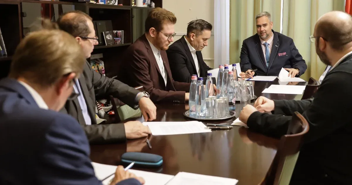 Hatpárti támogatással indul az önkormányzati választáson az óbudai polgármester Hatpárti támogatással indul az önkormányzati választáson az óbudai polgármester
