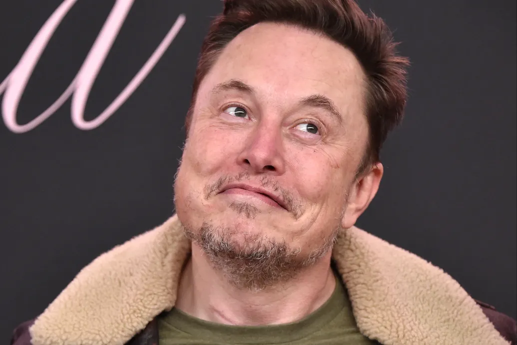 Hatmilliárd dollárt kérnek az ügyvédek, akik miatt Elon Musk nem vehet ki dollármilliárdokat a Teslából