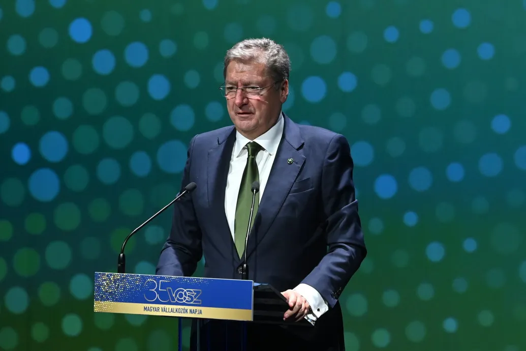 Parragh szerint Kína sokkal nagyobb országnak tekint minket, mint amekkorák vagyunk