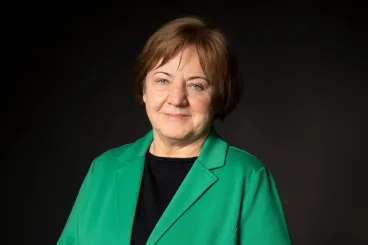 25 év küzdelem a legszegényebb gyerekekért – interjú L. Ritók Nórával