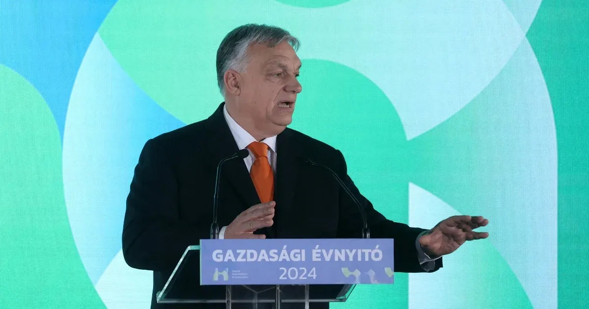Orbán Viktor rekedt?! Ugyan, hiszen Orbán Viktor „hivatalból mindig egészséges”! Orbán Viktor rekedt?! Ugyan, hiszen Orbán Viktor „hivatalból mindig egészséges”!