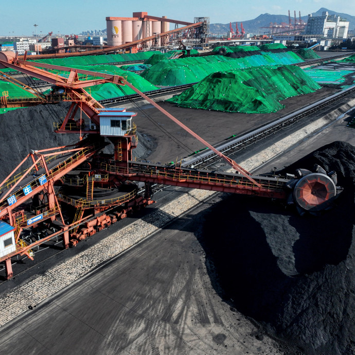 Történelmi csúcson a szén-dioxid-kibocsátás, főleg Kína és India miatt