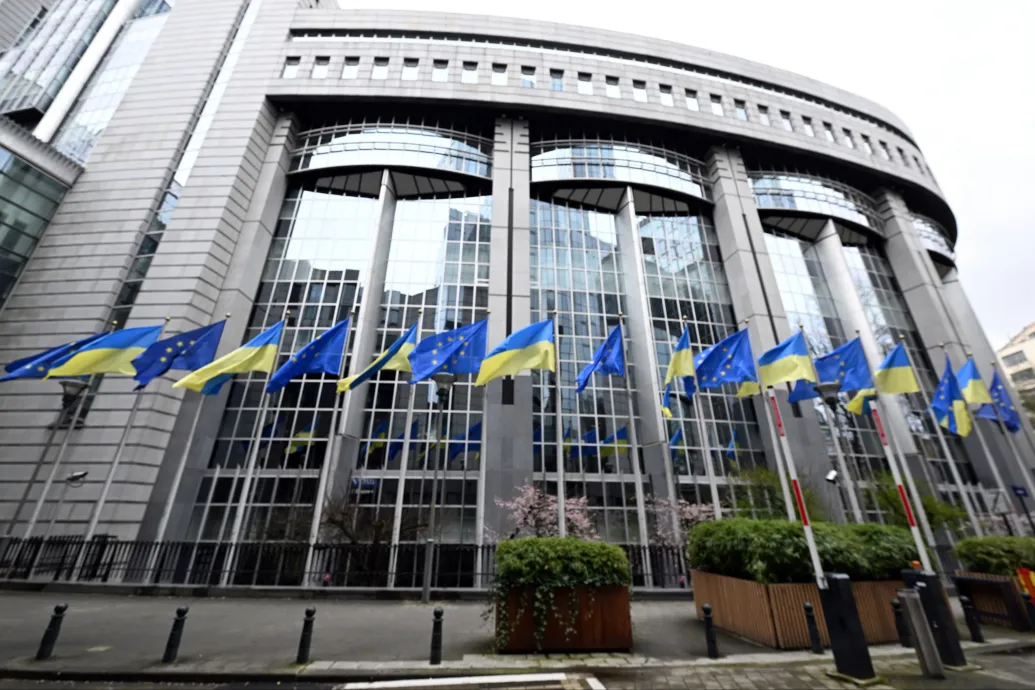 Európai parlamenti képviselőkkel találkozott Brüsszelben az FSZB szerb ügynöke