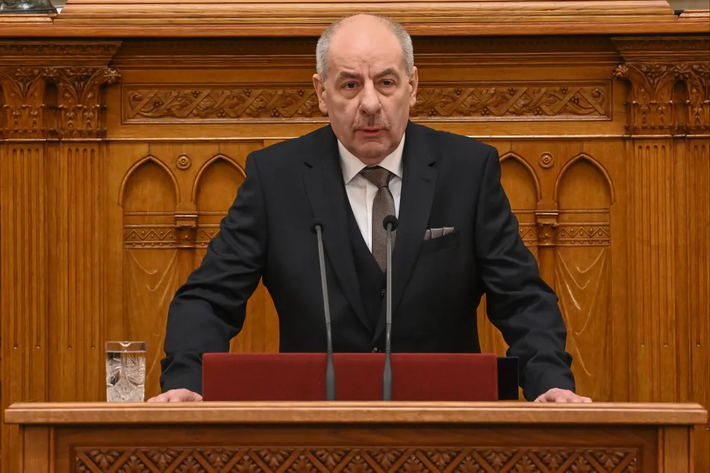 Sulyok Tamás aláírta a svéd NATO-csatlakozás ratifikálását