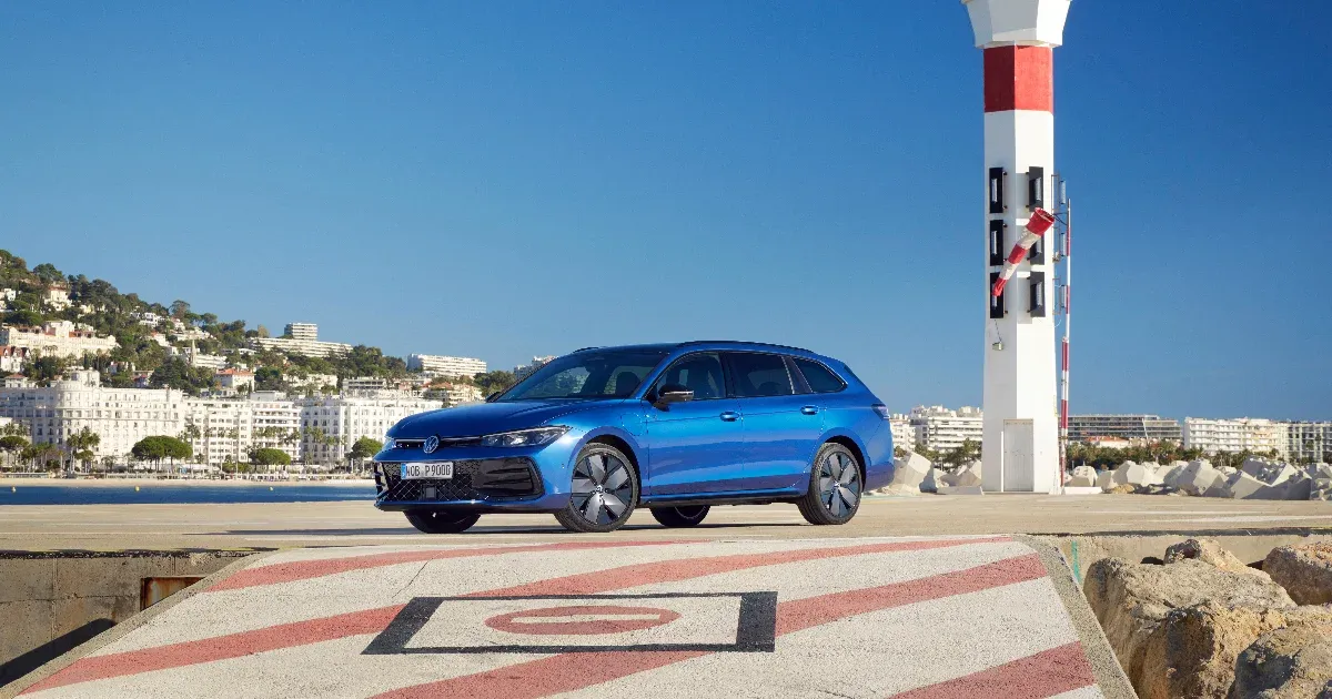 Ezer kilométer két tankolás közt: az új Volkswagen Passat egyszerre autóipari hagyományőrzés és lépés a jövő felé