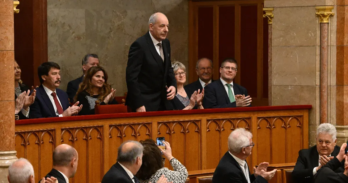 Volt kabinetfőnökét nevezte ki a Sándor-palota főigazgatójának Sulyok Tamás