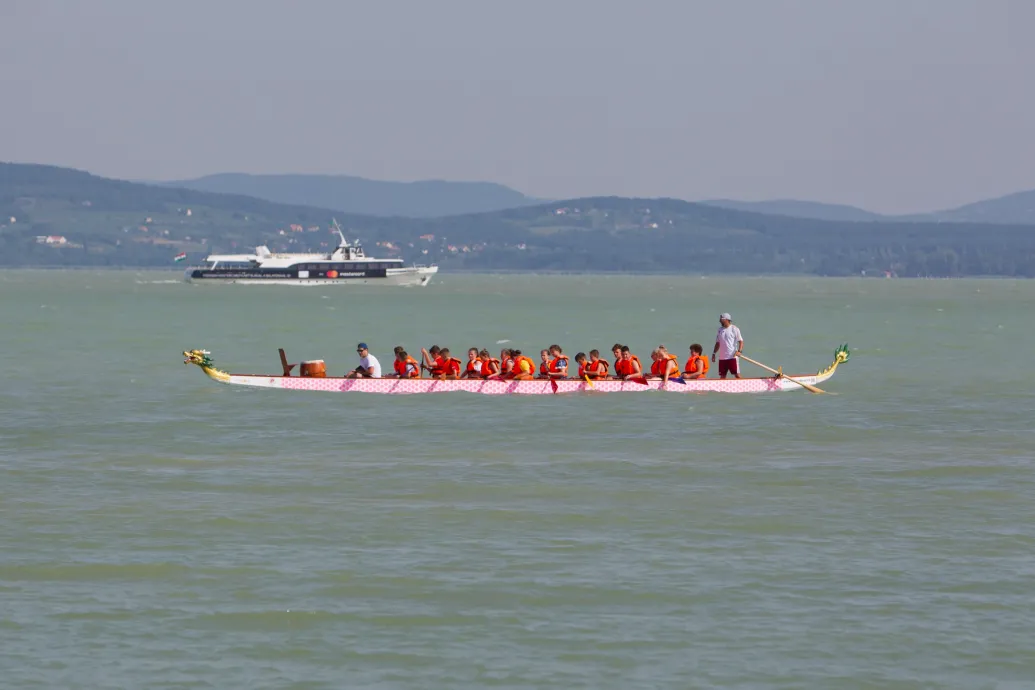 Hozzácsapnak az Erzsébet-táborhoz egy másfél kilométeres Balaton-parti területet Fonyódligeten