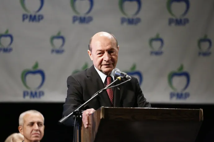 Traian Băsescu szerint Románia biztonsága érdekében vissza kellene állítani a kötelező katonai szolgálatot