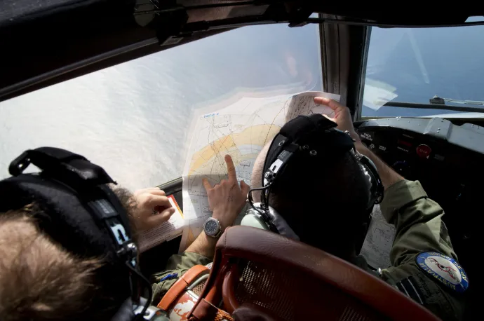 Az ausztrál légierő kutatógépe az Indiai-óceán fölött 2014 márciusában – Fotó: Getty Images