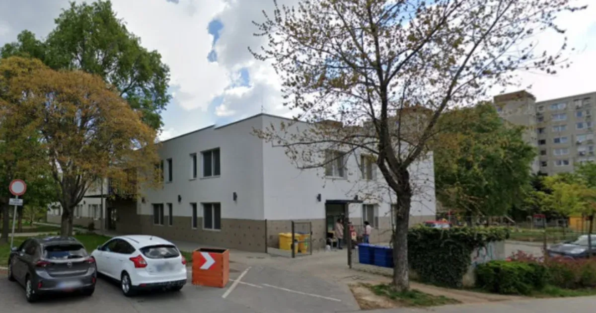 Felfüggesztették a gazdagréti óvoda vezetőjét, ahol a szexuális kényszerítéssel vádolt férfi dolgozott