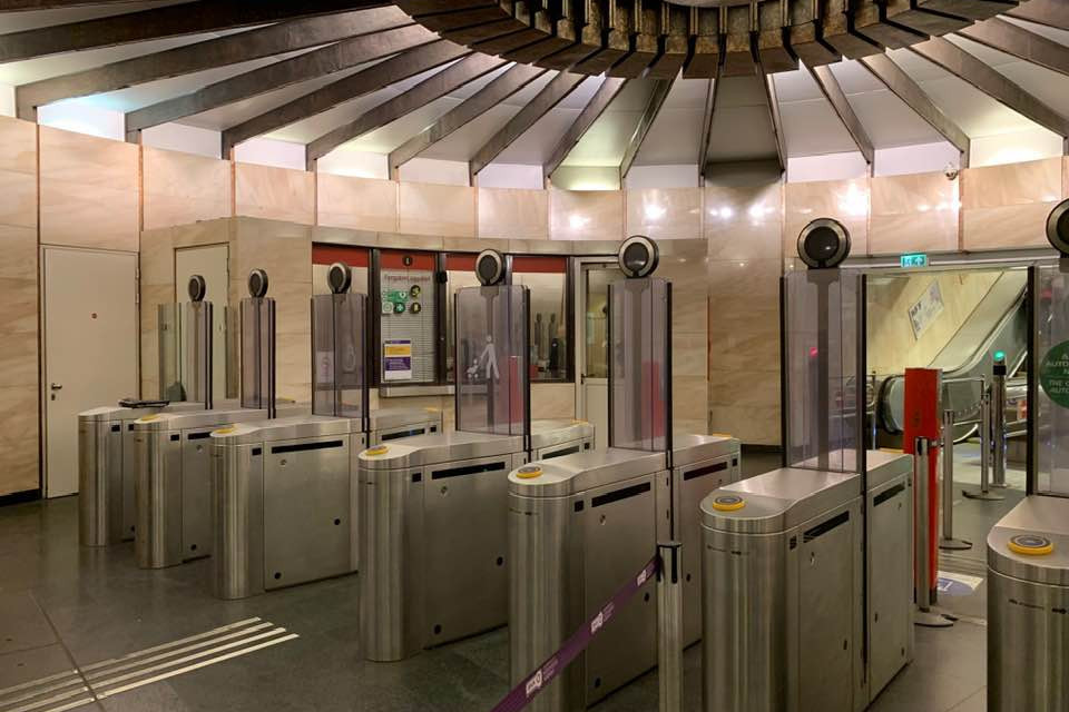 Több milliárd forintos veszteséget nyel le a főváros a befuccsolt e-jegy-rendszer miatt